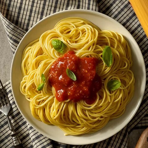 Spagetti Kremalı Tavuk Mantarlı