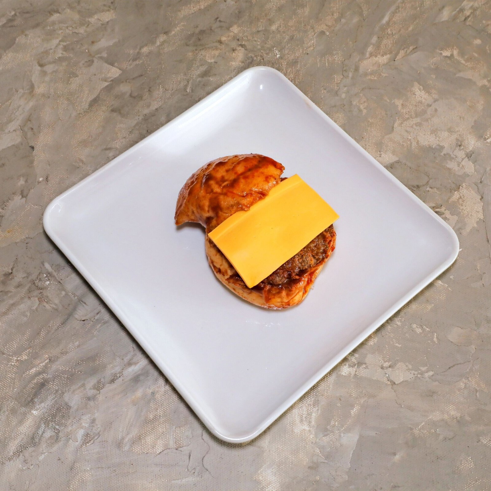 Chedarlı Islak Hamburger