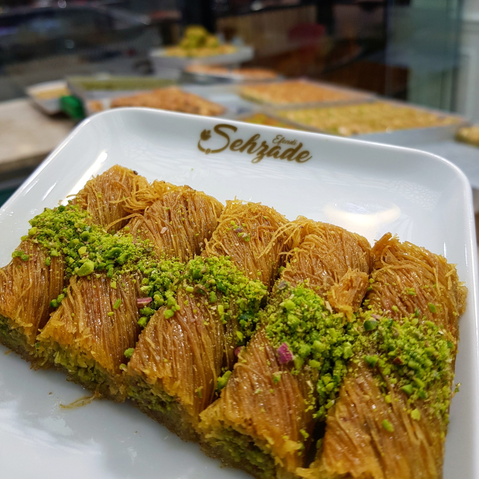 Fıstıklı Antep Burma Kadayıf
