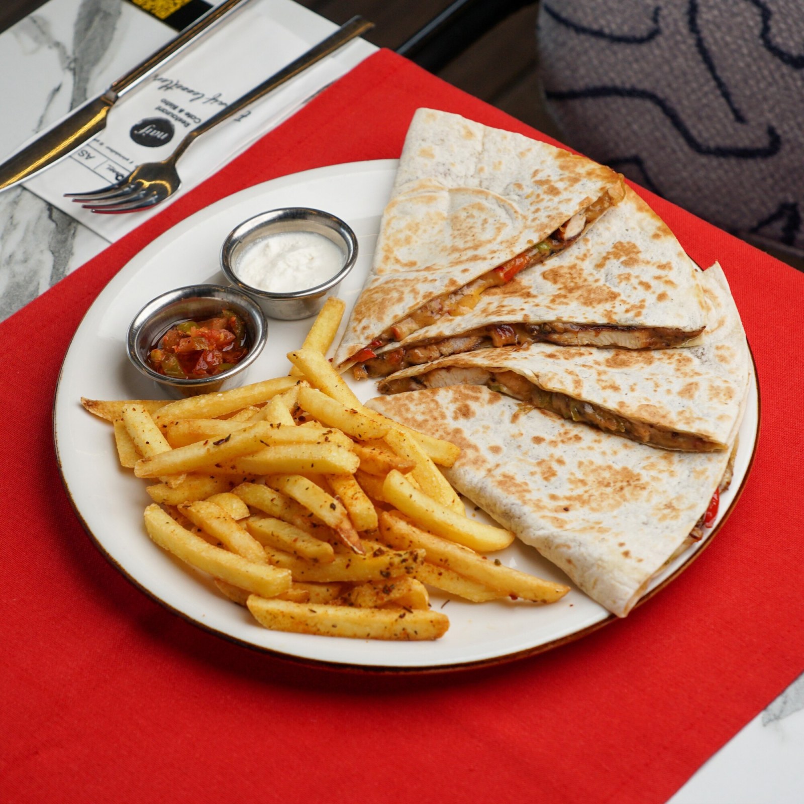 QUESADILLA TAVUK