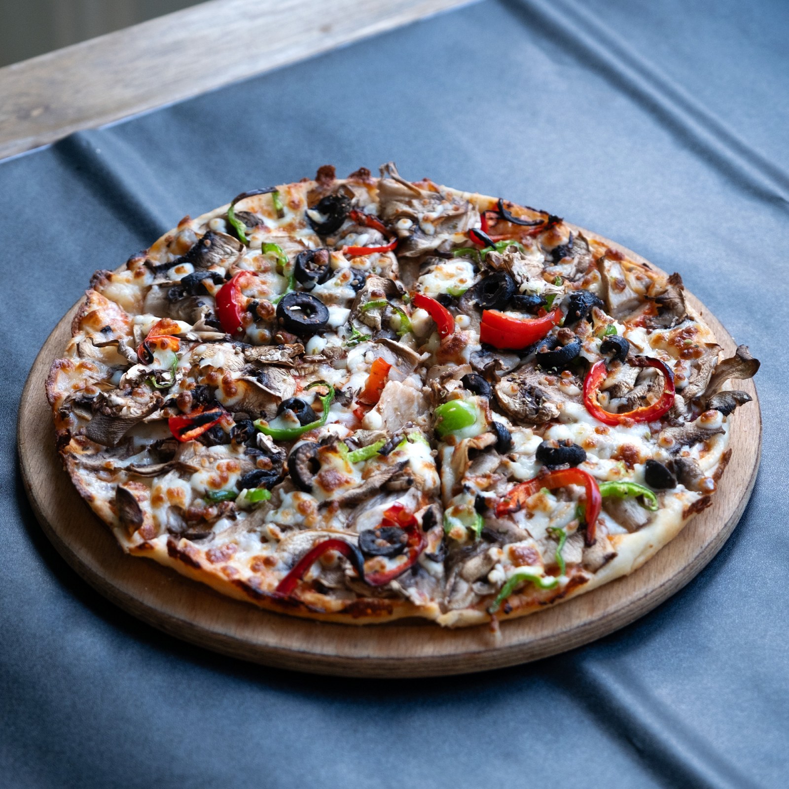 Mantarlı Pizza (Büyük)