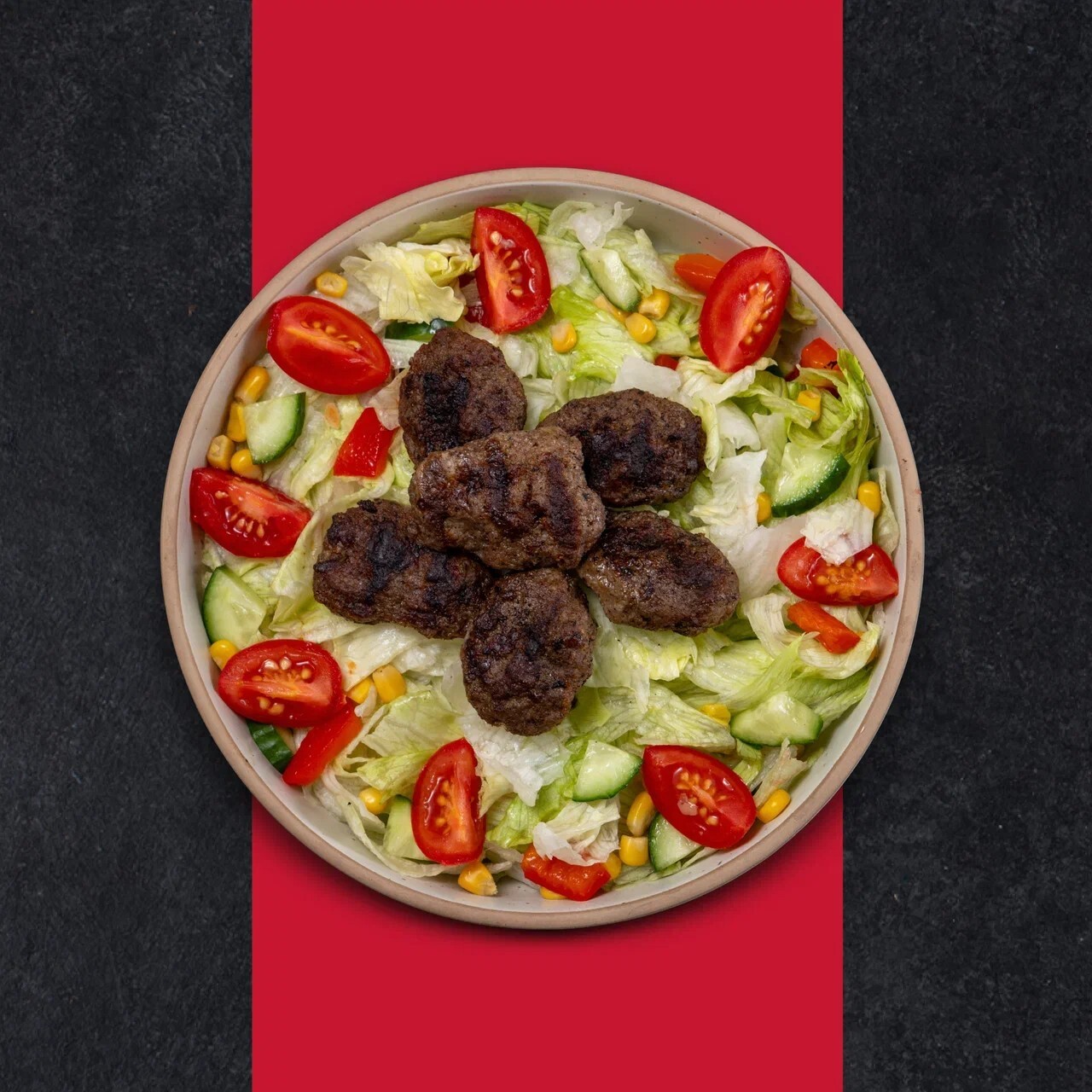 Köfteli Salata