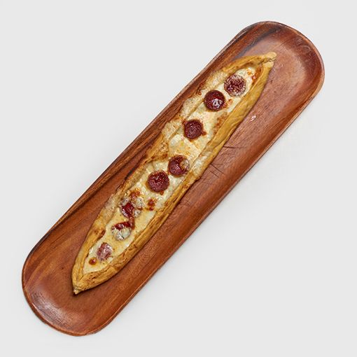 Sucuklu Kaşarlı Pide