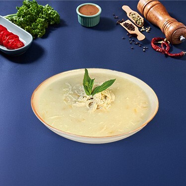 Geleneksel Terbiyeli Şehriyeli Tavuk Çorbası