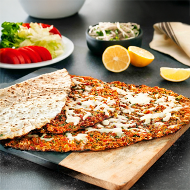 Kaşarlı Lahmacun