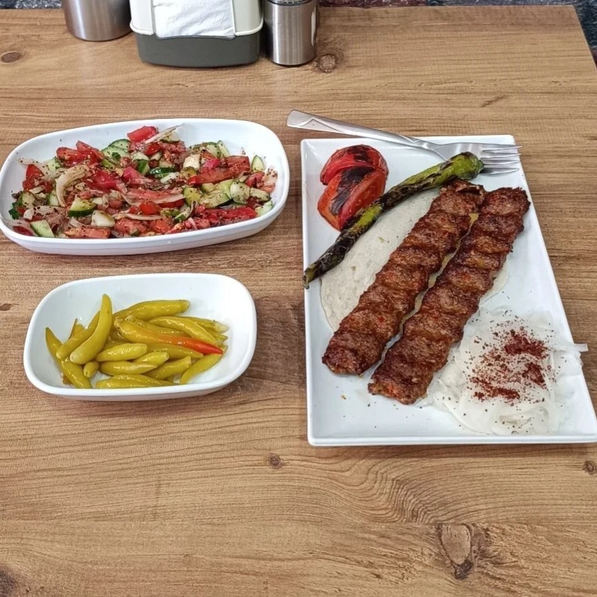 Urfa Kebap (1.5 Porsiyon)