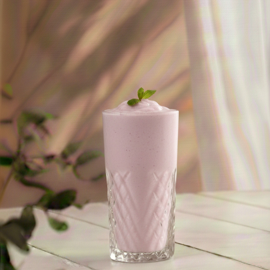 Kırmızı Orman Meyveleri Milkshake