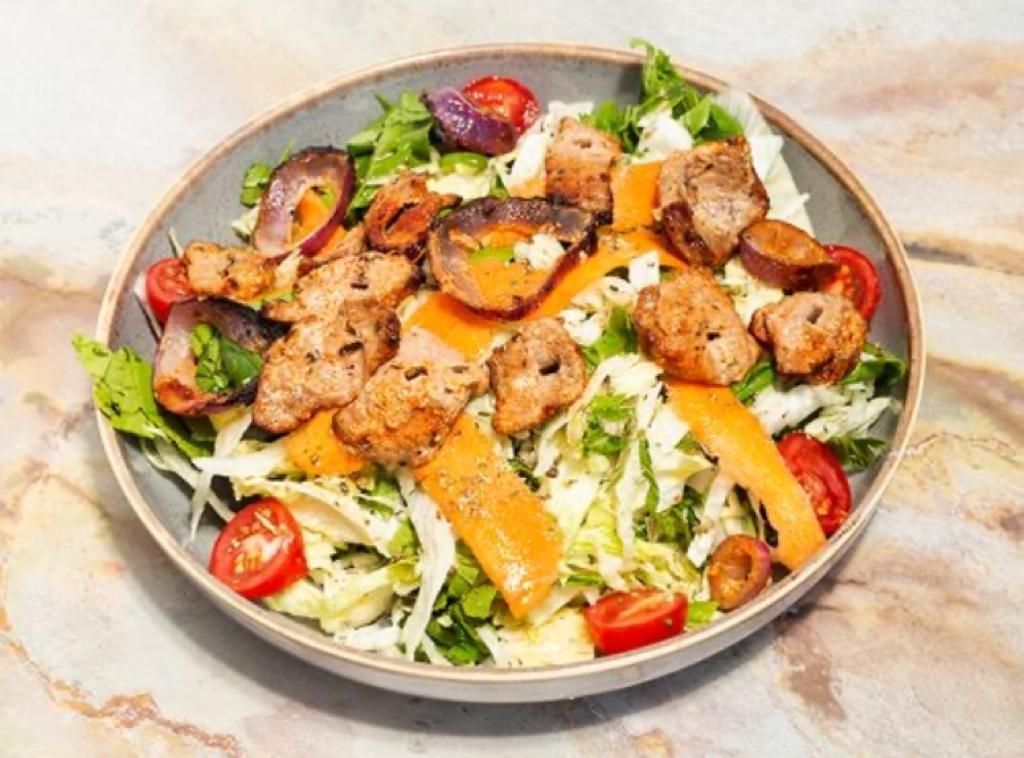 Şaşlıklı Salata