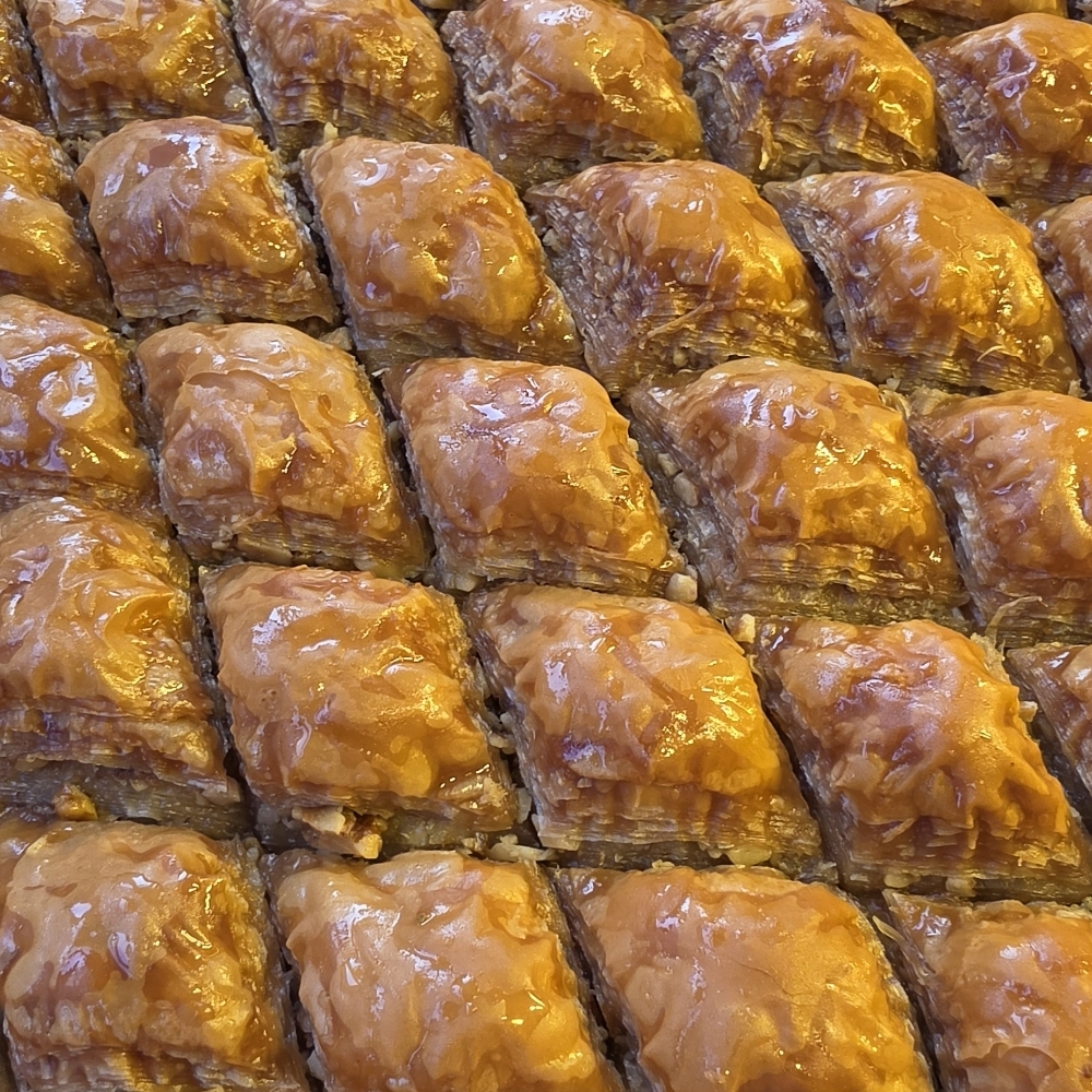 Cevizli Ev Baklava (1 Kg.)