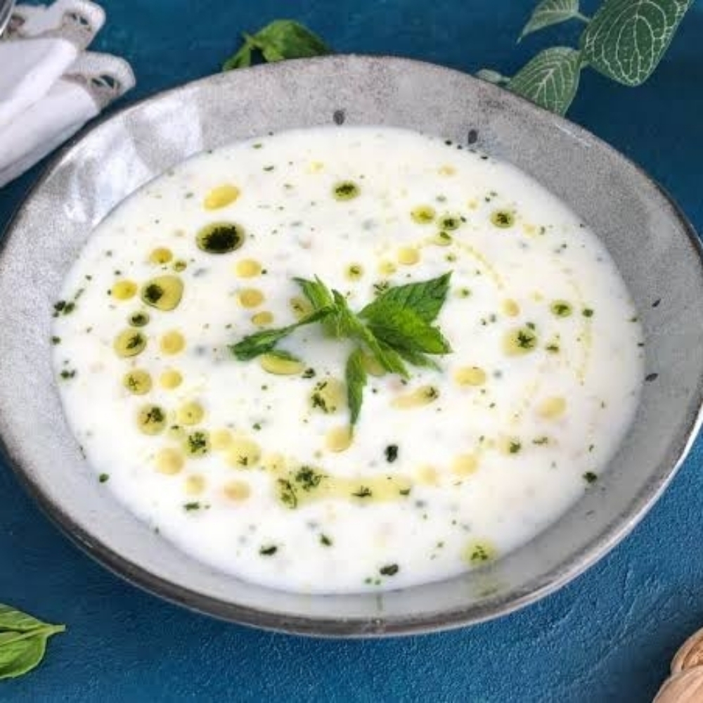 Ayranaşı Çorbası(soğuk servis edilmektedir)