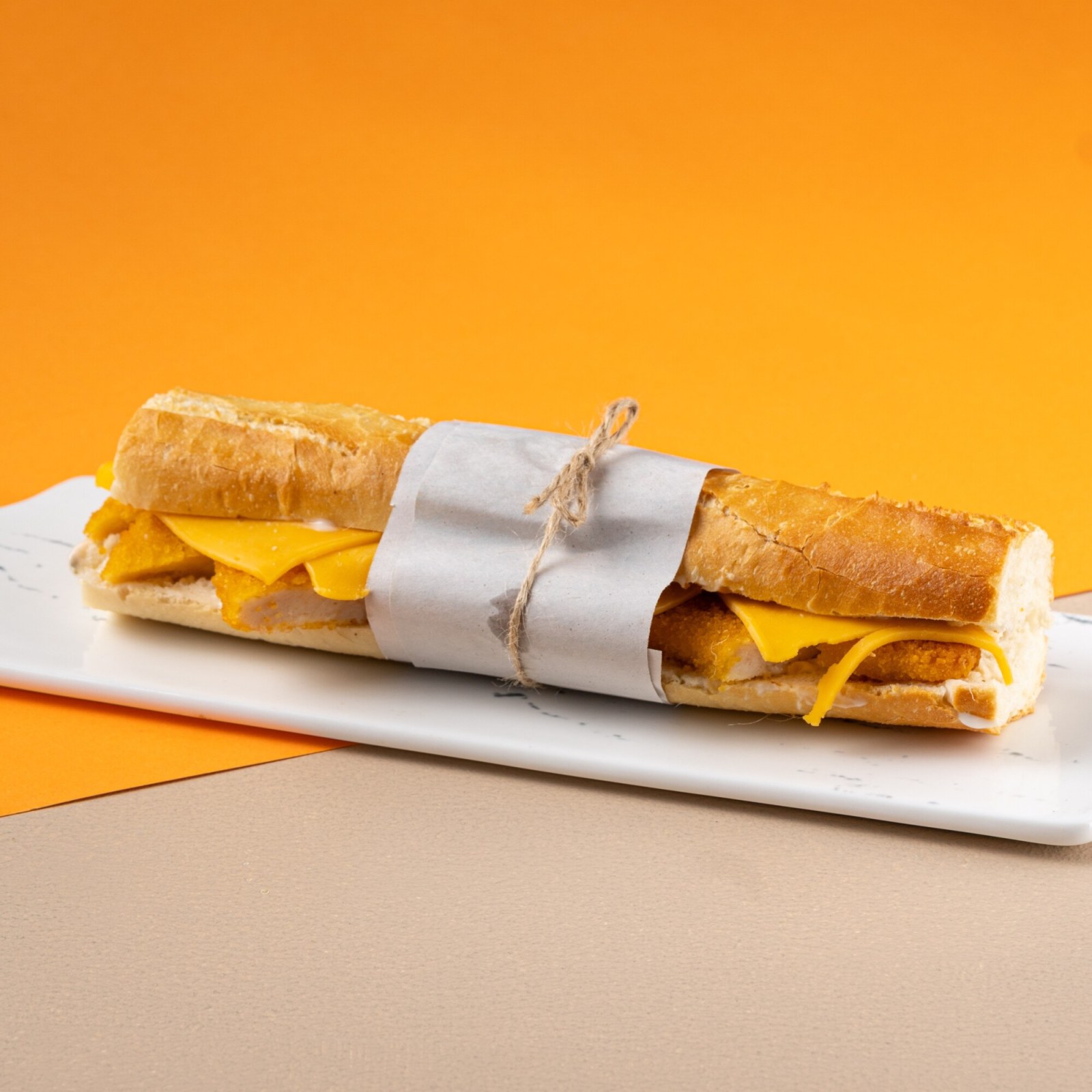El Yapımı Mayonez & Köz Kapya Schnitzel Baget Sandviç