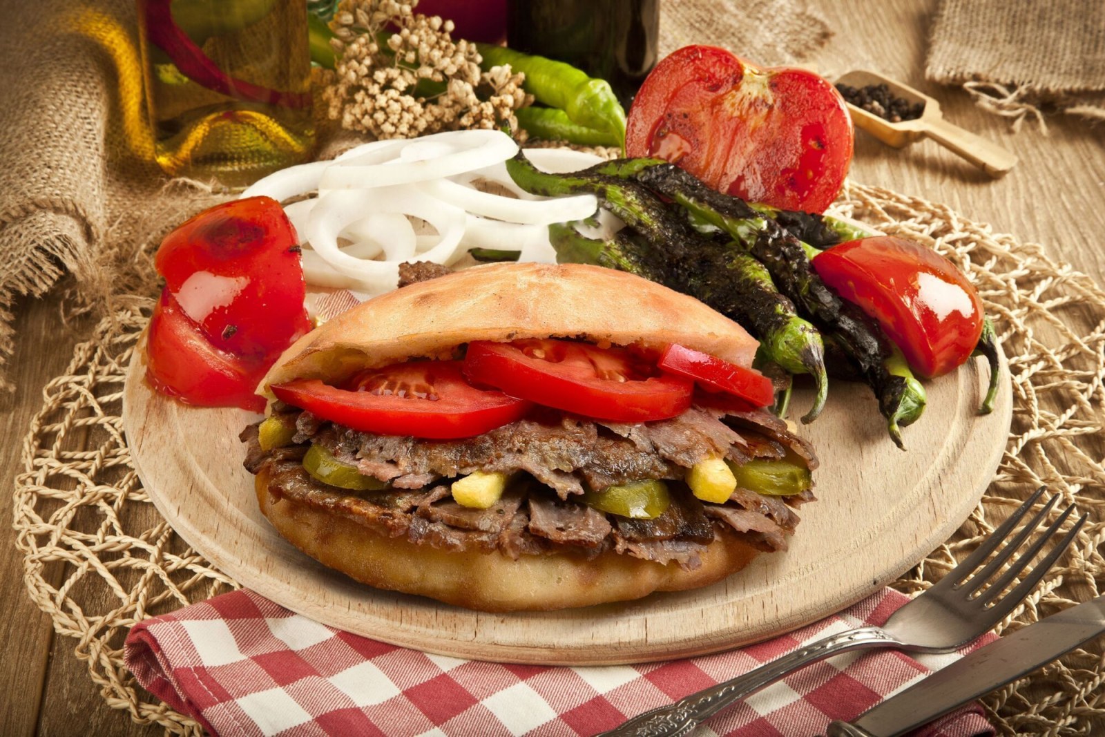 Yarım Ekmek Arası Et Döner (70gr)