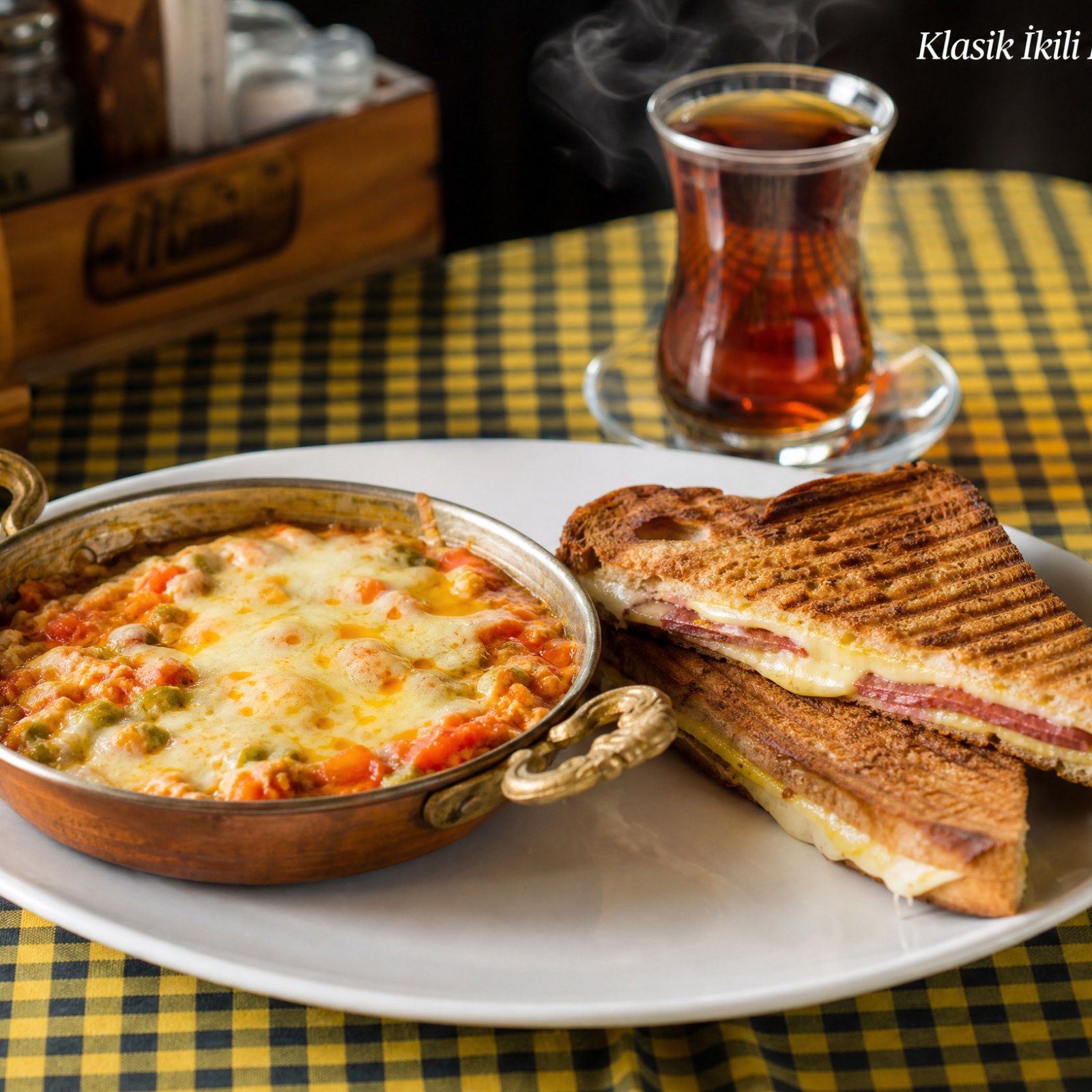 Menemen + Sanayi Tostu