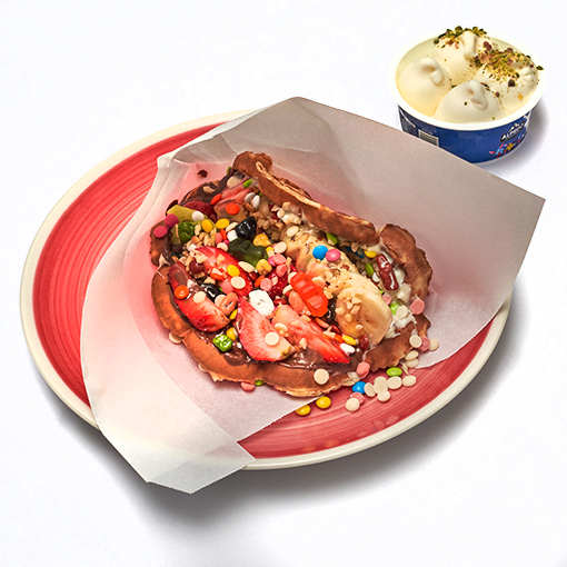 Sandviç Waffle & Maraş Dondurma (155 gr.)
