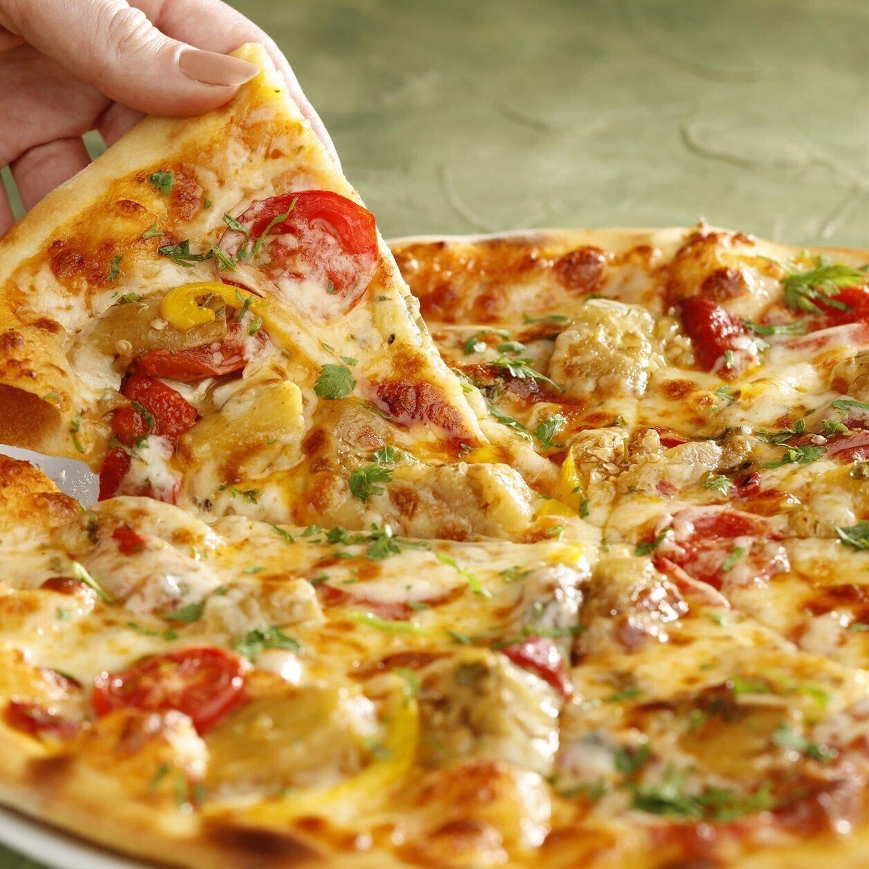 Mix Patlıcanlı Acılı Pizza(Orta Boy) Patlıcanlım Acılı Jelapeno Biberlim Domateslim Gurme Pizza