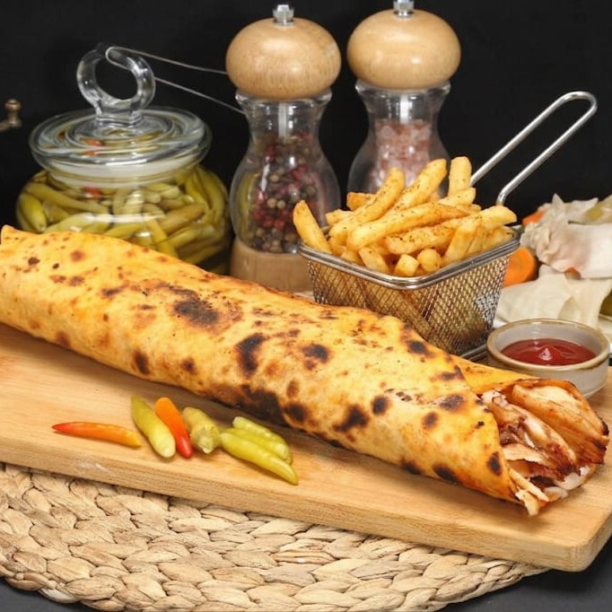 Hatay Usulü Mega (40 cm) Tavuk Döner Dürüm 150 gr + Patates