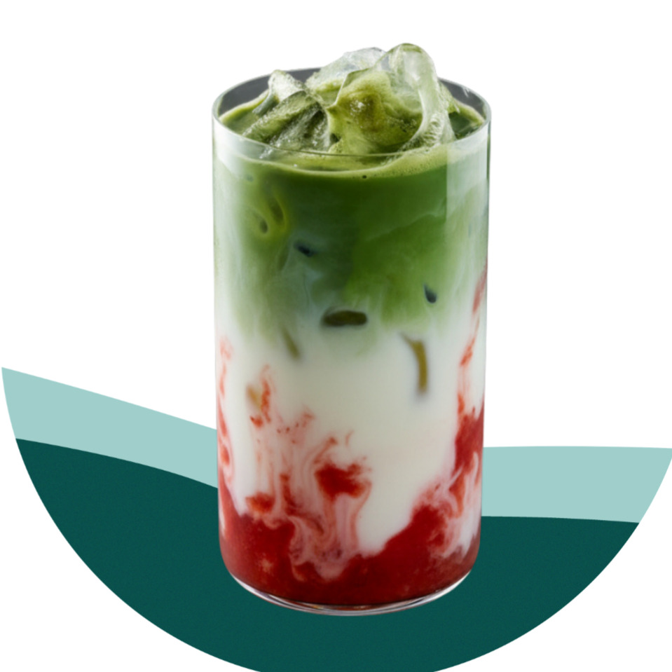 Iced Çilekli Matcha Latte