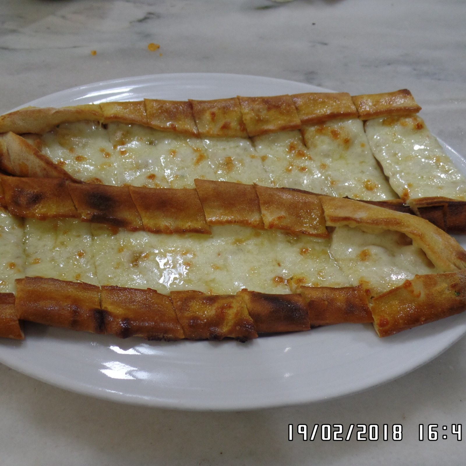 Kaşarlı Pide