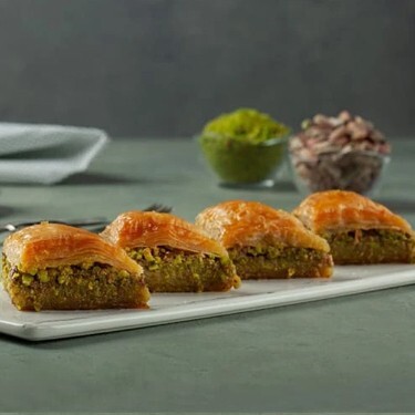 Fıstıklı Baklava (1 kg.)