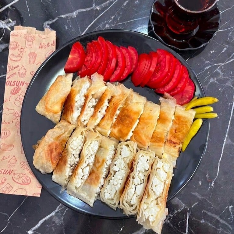 Peynirli Börek