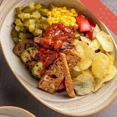 Meksika Protein Salata