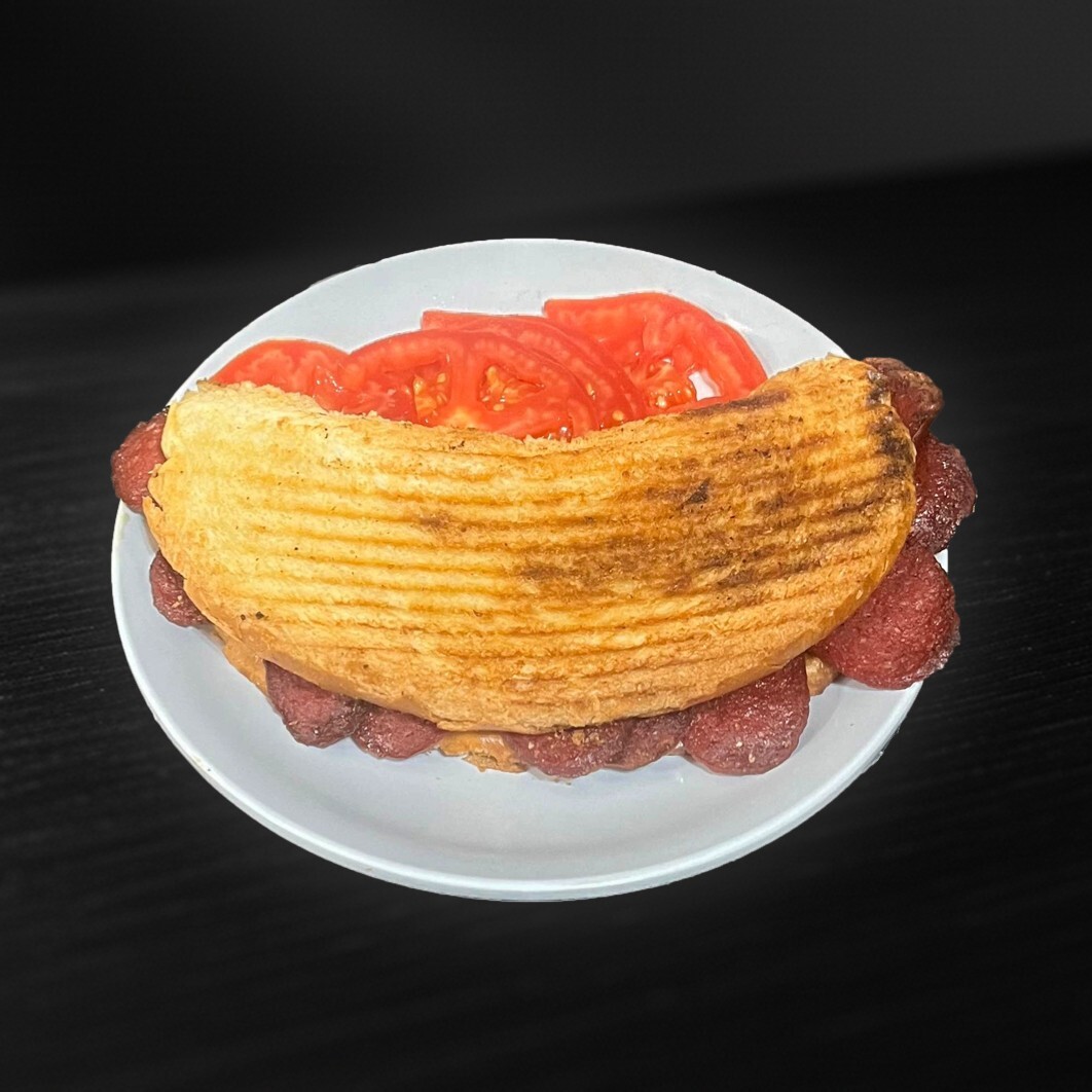 Sucuklu Kaşarlı Tost