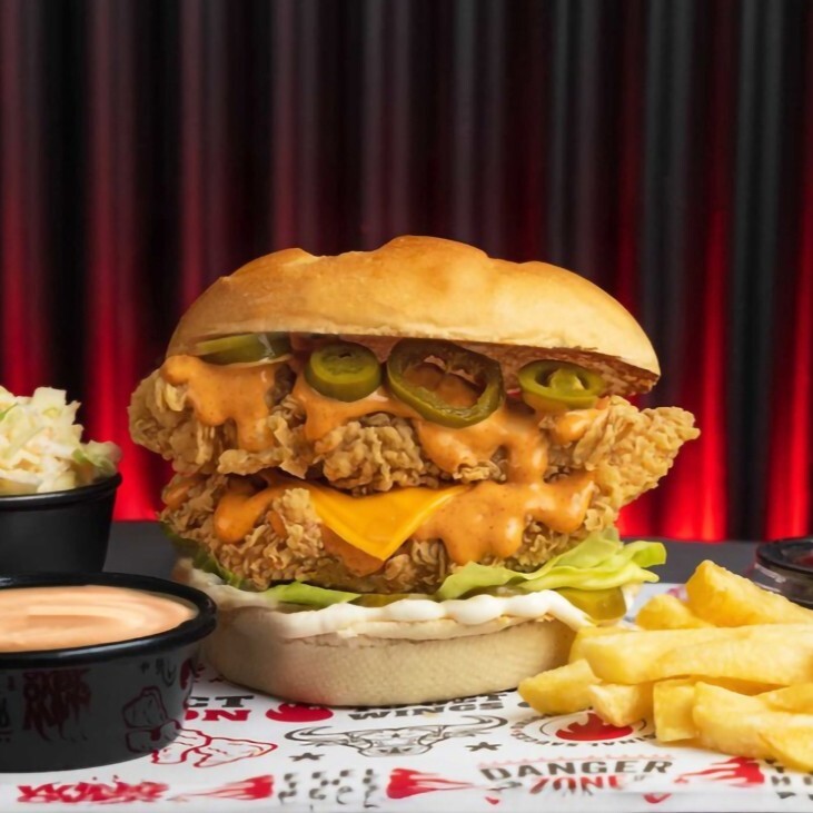 Acılı Çıtır Tavuk Burger