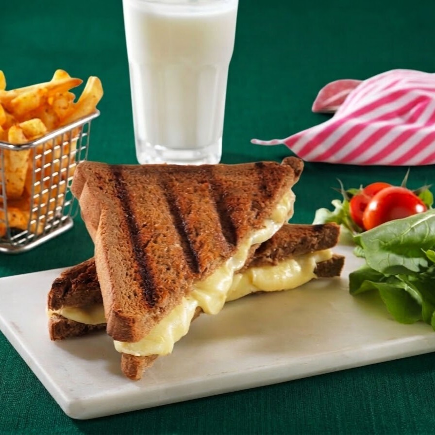 Kepekli Kaşarlı Tost