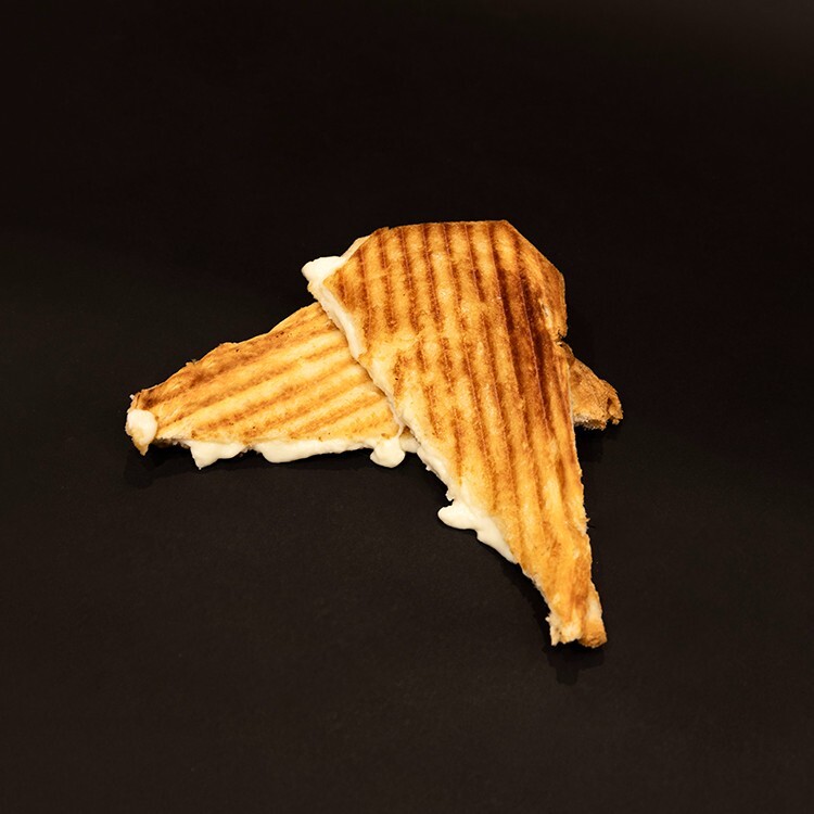 Beyaz Peynirli Tost