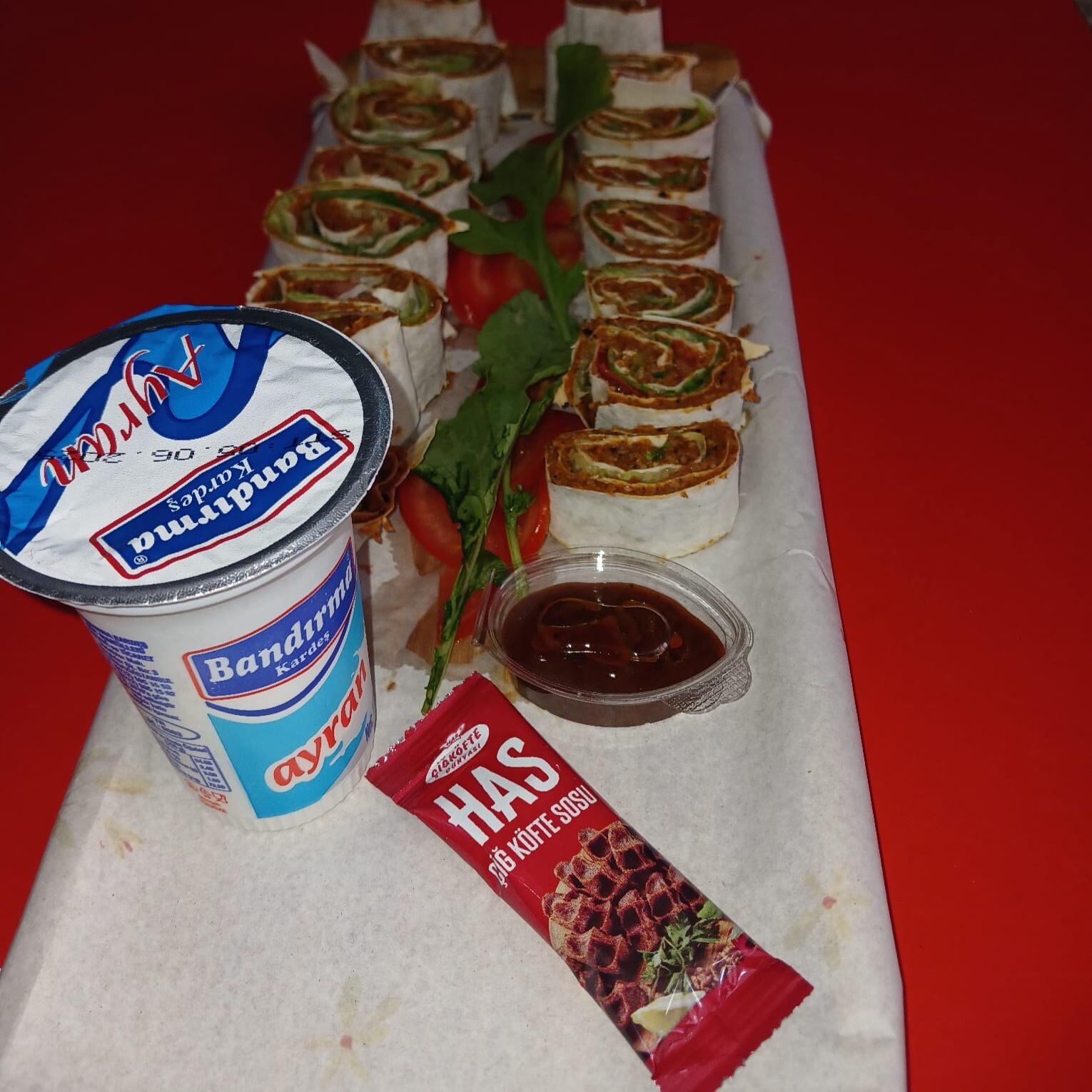 Çiğköfte Sushi Rol+Ayran