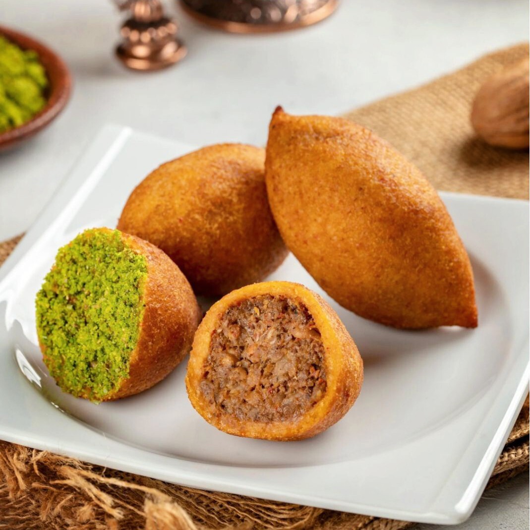 İçli Köfte (Cevizli) 1 Adet