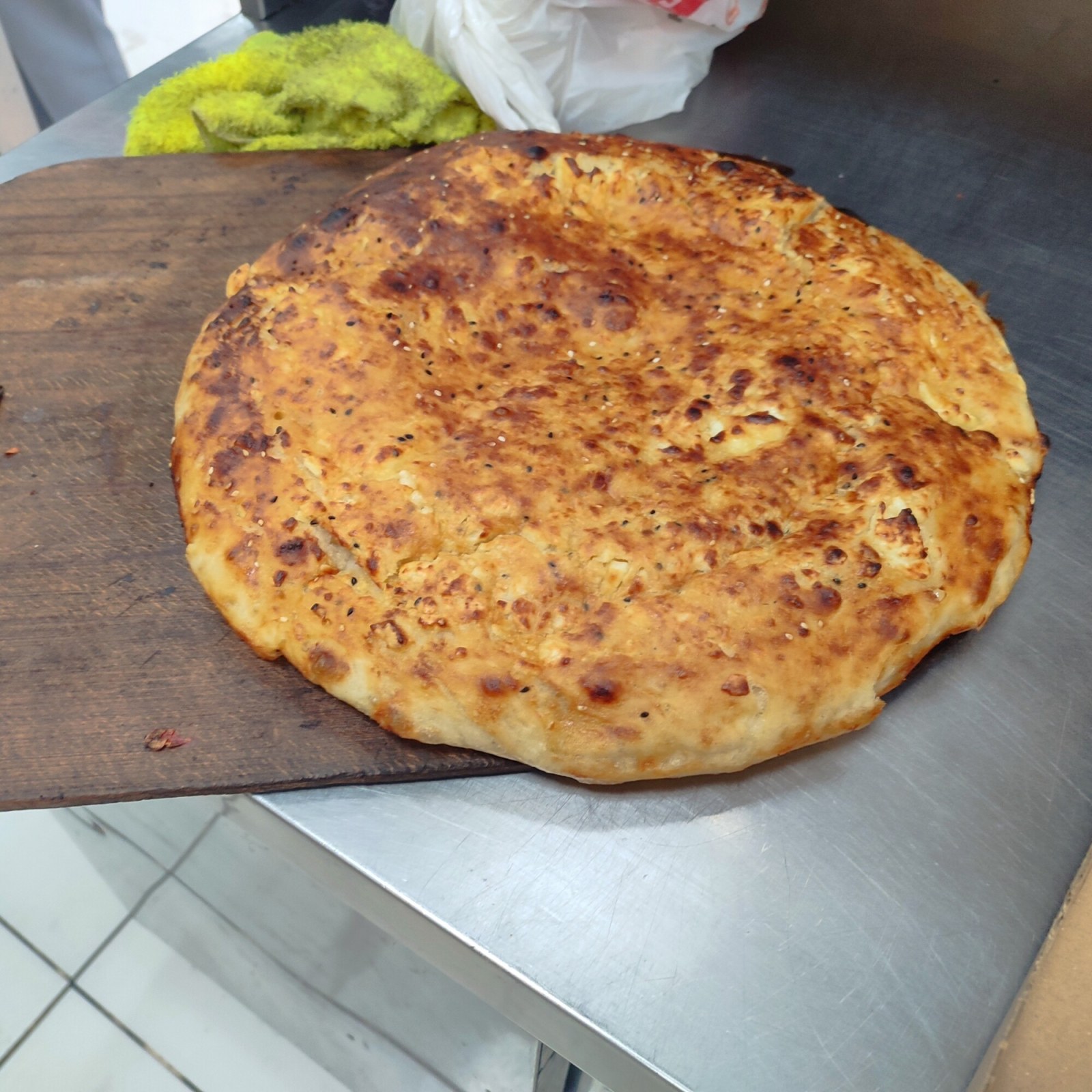 BÜYÜK BOY SADE ÇÖREK+Coca Cola 330 ml