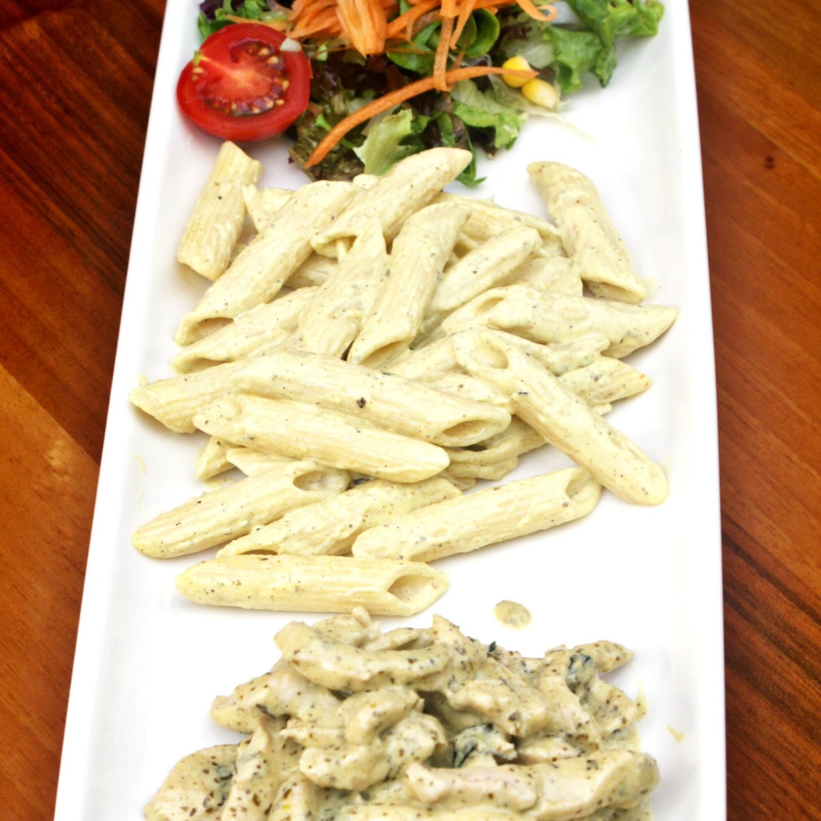 Pesto Soslu Tavuk