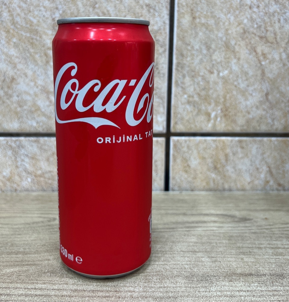 Coca Cola (330 ml)