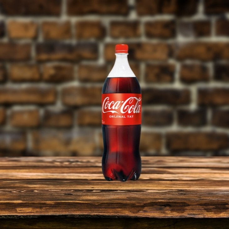 Coca-Cola (1 lt)