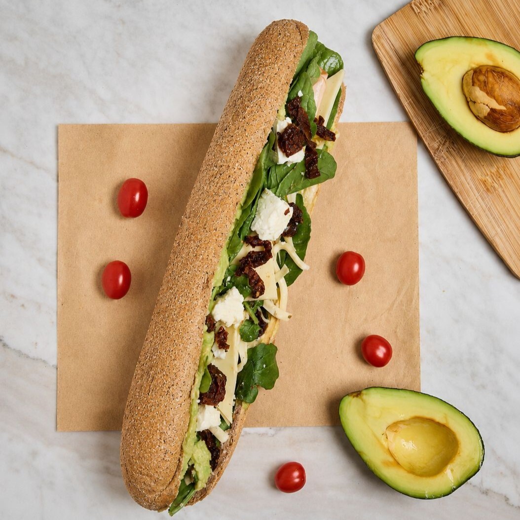 Tam Buğday Ekmek Altunado Avokado (Kuru Domatesli) 30 cm