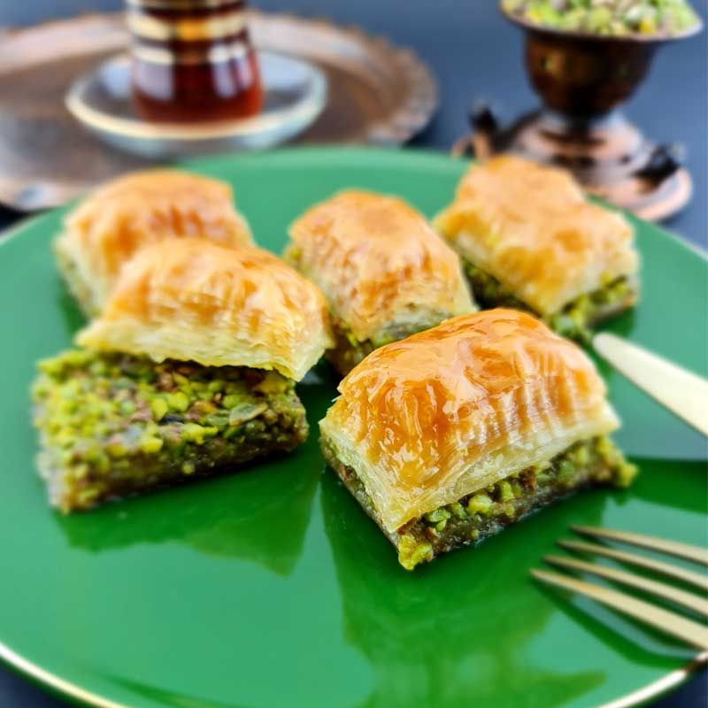 Fıstıklı Sade Yağlı Baklava