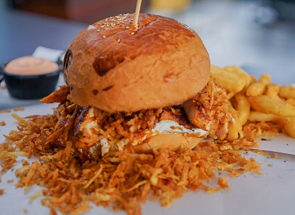 Tavuk Çökertme Burger