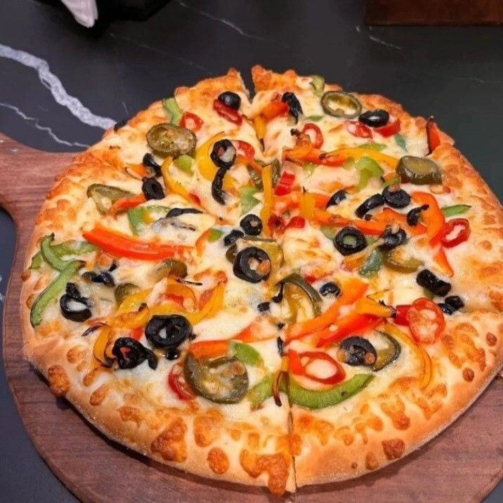 GARDEN LOVE PİZZA (33 CM 8 DİLİM Büyük BOY)