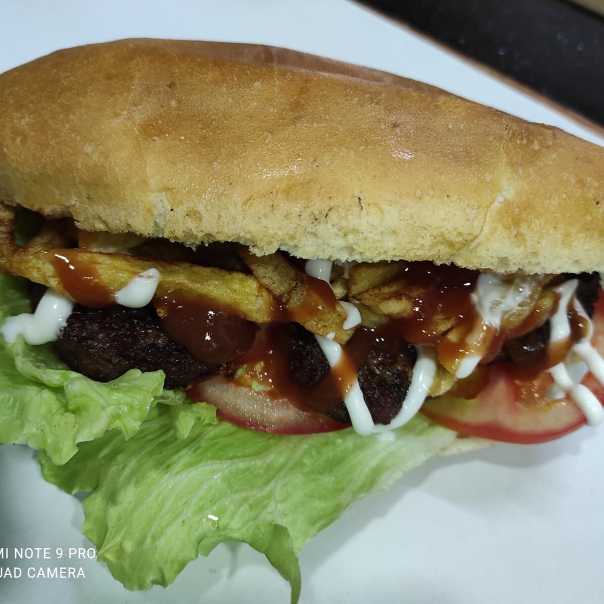 Ekmek Arası Izgara Köfte