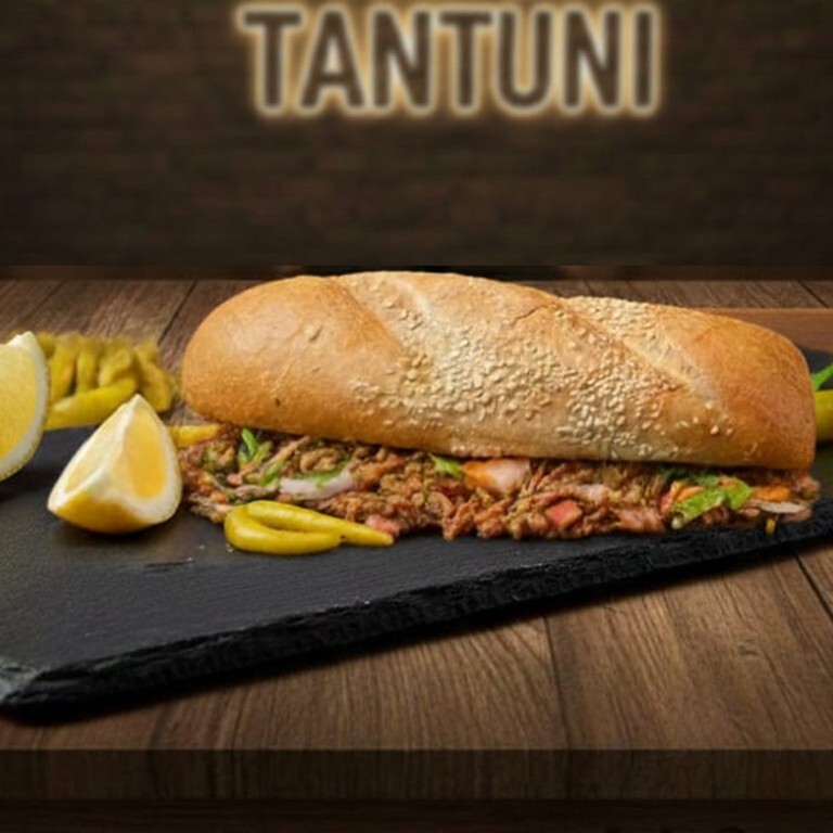 Ekmek Arası Et Tantuni