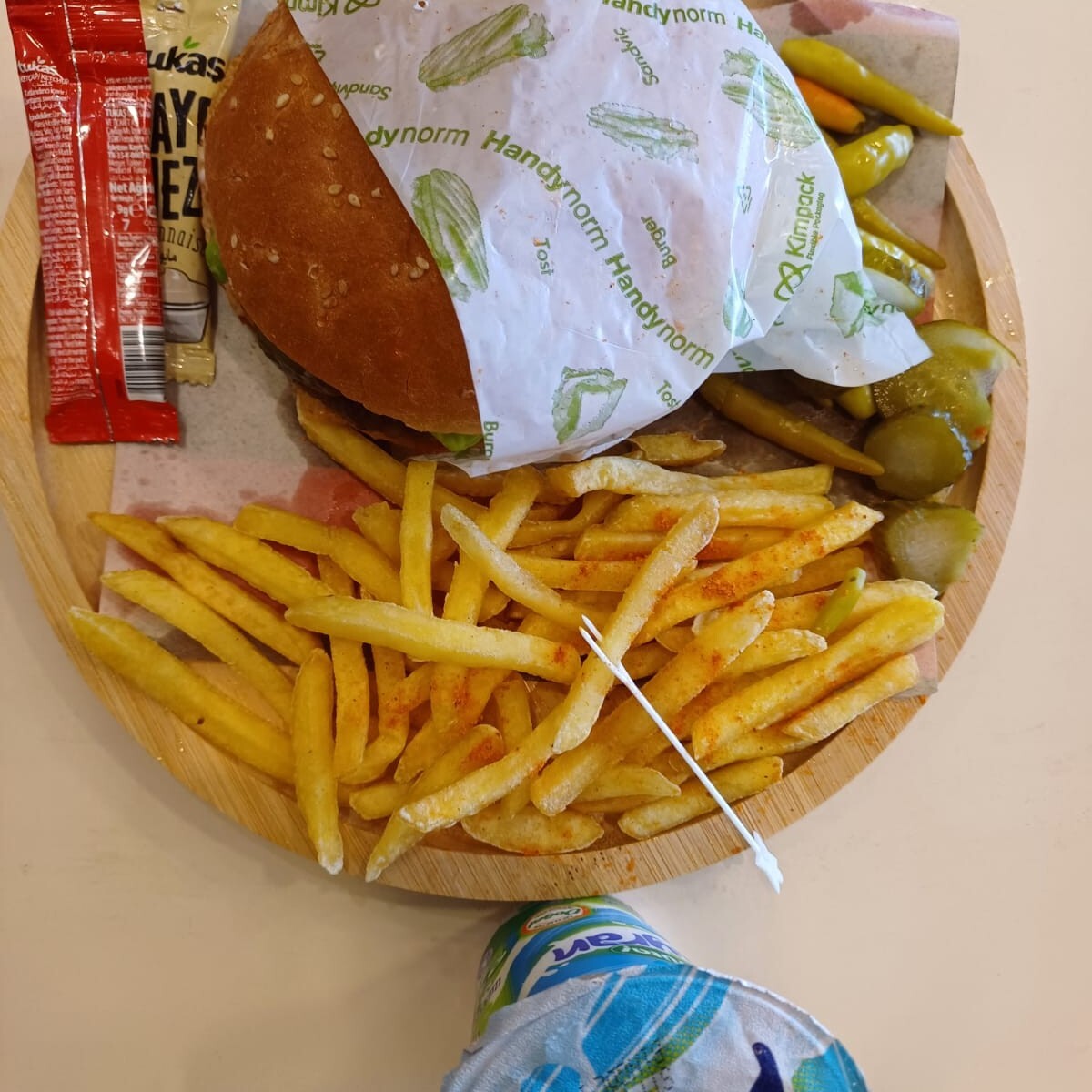 Tavuk Hamburger Menü