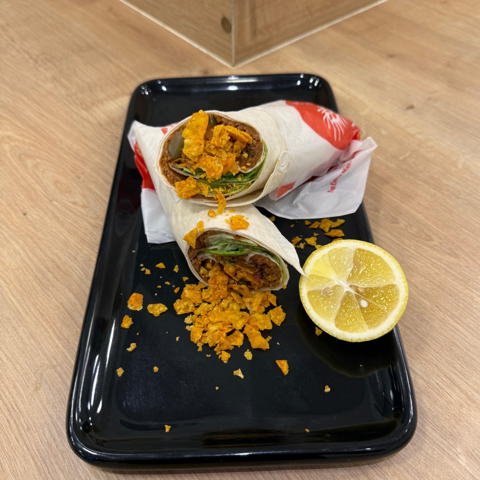 Doritoslu Mega Çiğ Köfte Dürüm