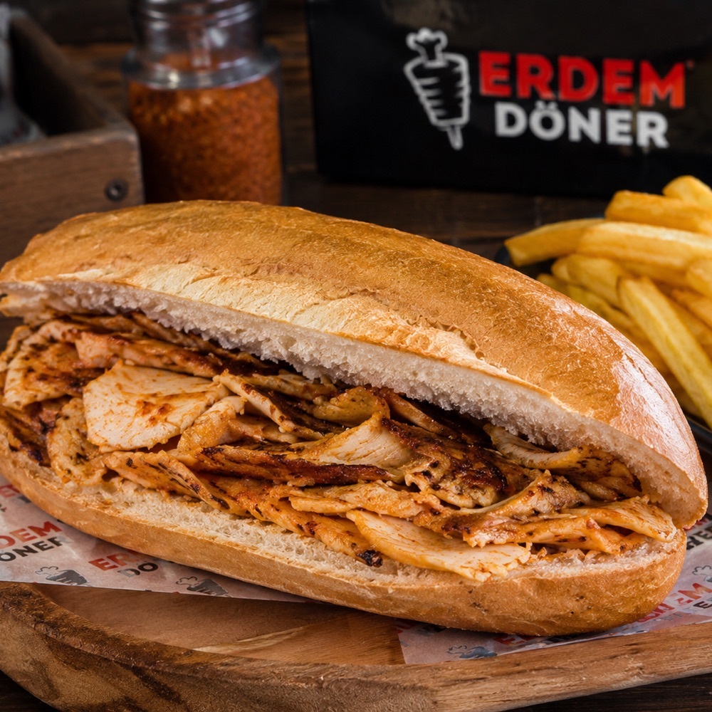 Somun Ekmekte Tavuk Döner