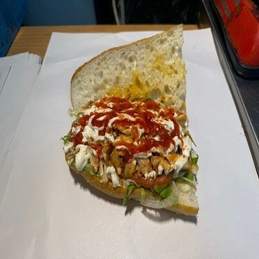 Eski Usul Yarım Ekmek (100 gr) Tavuk Döner