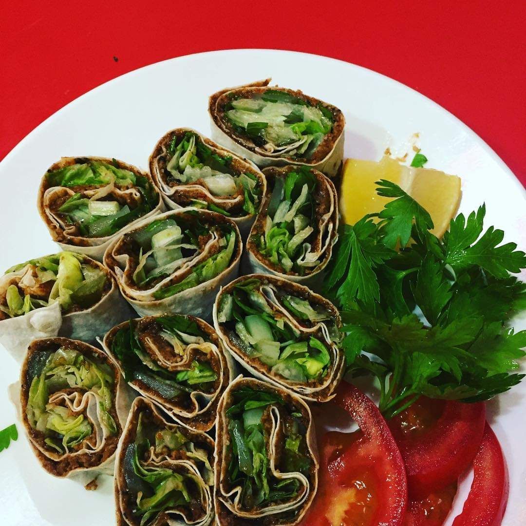 Çiğ köfte Dürüm Servis