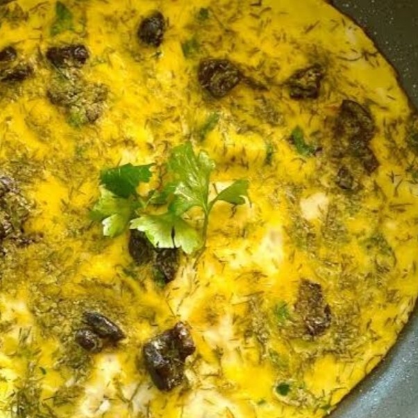 ZEYTİN EZMELİ KAŞARLI OMLET
