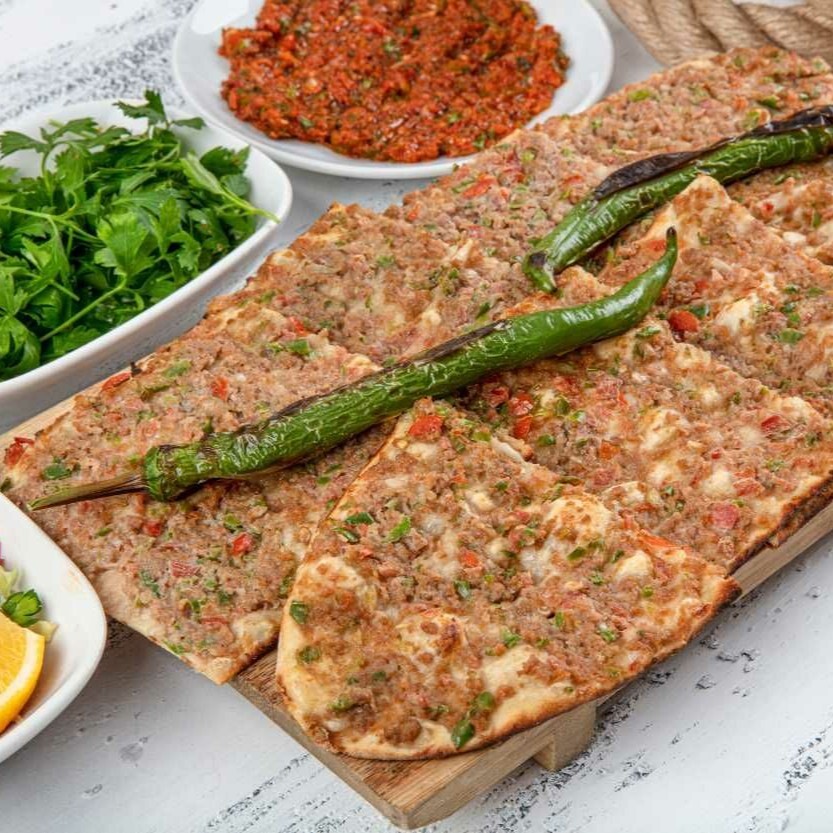 Konya Etli Ekmek