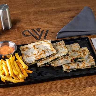 Ispanaklı Mozzarella Gözleme