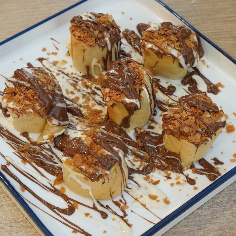 Brownie Sushi Crepe